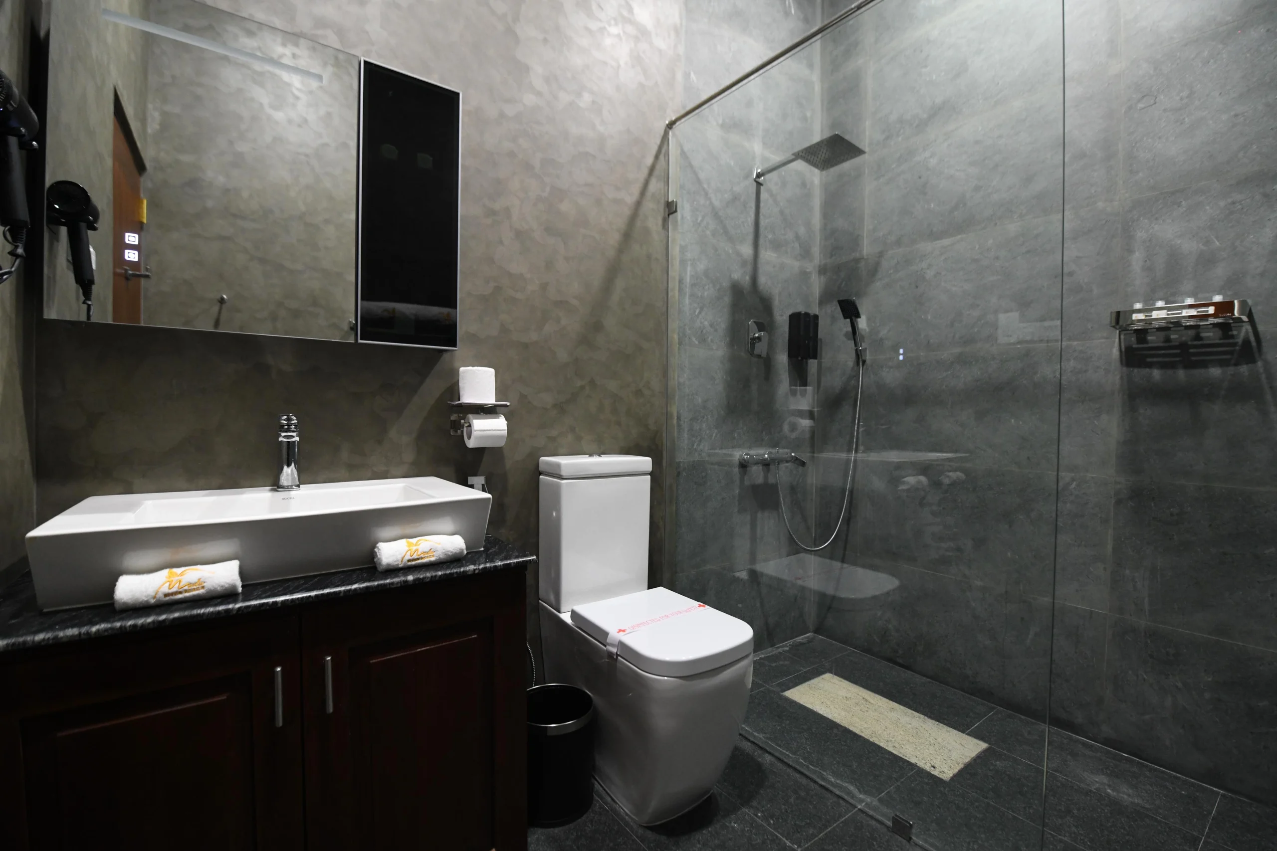 WhatsApp Image 2025-09-10 at 6.08.28 PM